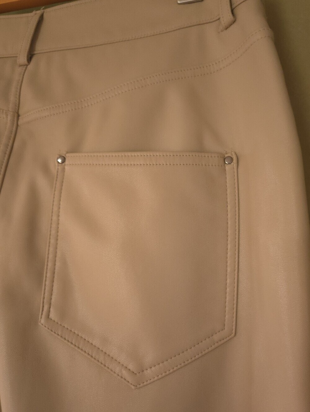 Mexx | Beige Faux Leather Straight Leg Pants, Size 6 - Picture 4 of 10